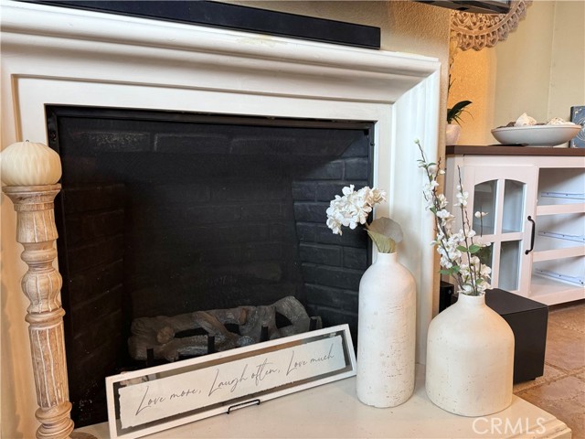 Detail Gallery Image 13 of 38 For 1443 Lily Ln, Turlock,  CA 95382 - 3 Beds | 2/1 Baths