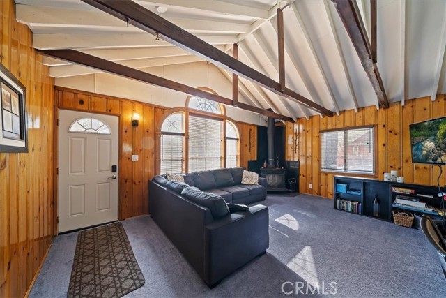 Detail Gallery Image 12 of 41 For 33338 Wild Rose, Green Valley Lake,  CA 92341 - 3 Beds | 2/1 Baths