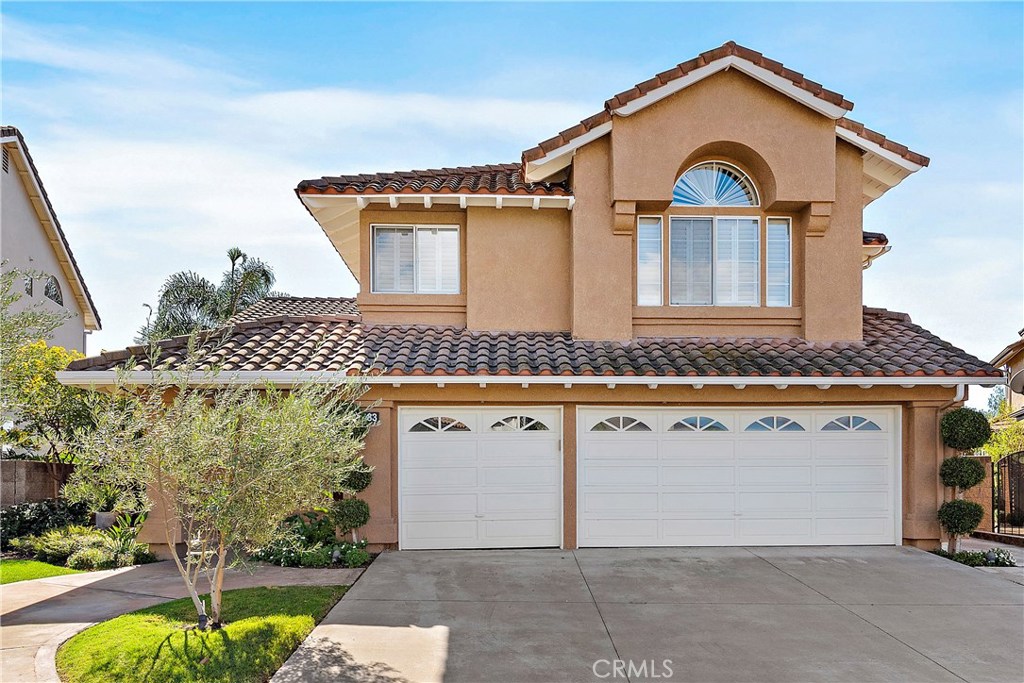 21483 Silvertree Lane