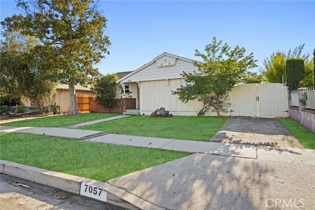 Detail Gallery Image 10 of 73 For 7057 Babcock Ave, North Hollywood,  CA 91605 - 3 Beds | 2 Baths