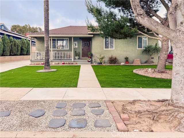 1004 Firmona, Redondo Beach, California 90278, 4 Bedrooms Bedrooms, ,2 BathroomsBathrooms,Residential,For Sale,Firmona,AR26056052