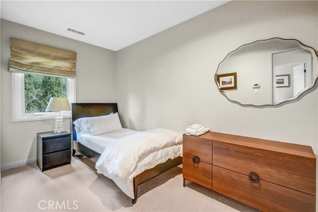 Image 18 of 29 For 21095 Raquel Road