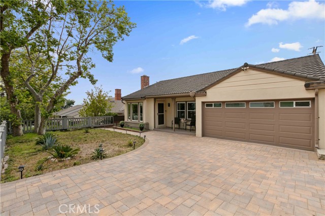 3348 Burritt Way, La Crescenta CA: https://media.crmls.org/medias/93b0c5b8-014d-4e32-8ebc-926ba9180910.jpg