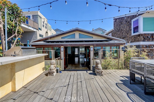 3205 Bayview Drive, Manhattan Beach, California 90266, 5 Bedrooms Bedrooms, ,5 BathroomsBathrooms,Residential,For Sale,Bayview,SB26067701