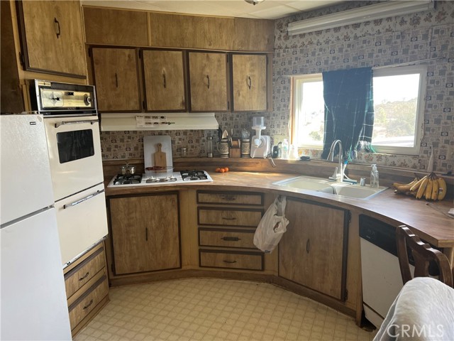 25555 Bundy Canyon Road, Menifee, CA, 92584 25555 Bundy Canyon Road, Menifee, CA, 92584