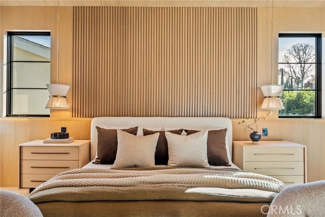 Detail Gallery Image 16 of 42 For 4245 Bellaire Ave, Studio City,  CA 91604 - 5 Beds | 5/1 Baths