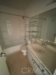 Detail Gallery Image 10 of 16 For 101 Rockledge Ln, Lake Arrowhead,  CA 92352 - 4 Beds | 2 Baths