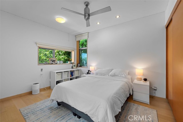 Detail Gallery Image 30 of 46 For 604 33rd St, Manhattan Beach,  CA 90266 - 4 Beds | 5/1 Baths