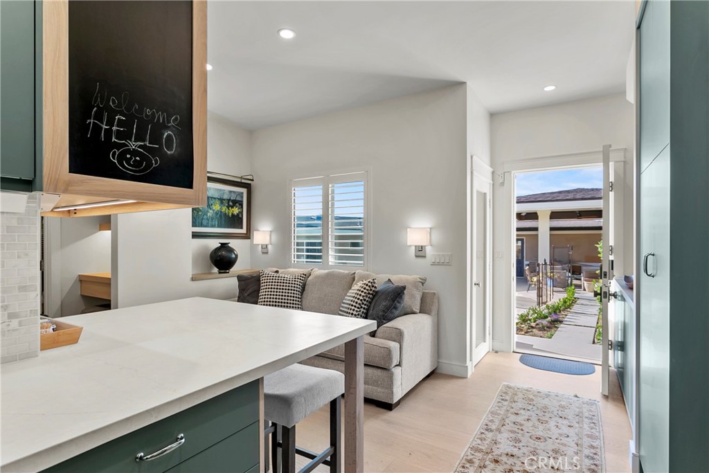 93b33a6c 0910 40cb Ad78 8cbf6744c825