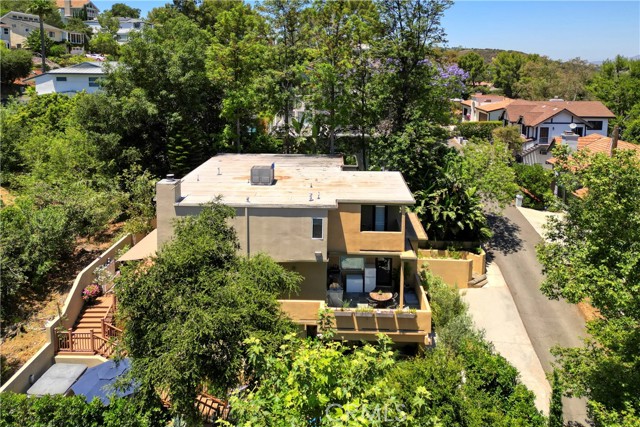 23640 Aster Trail, Calabasas CA: https://media.crmls.org/medias/93b47972-a03a-48c2-a6cb-41e4a2e090e3.jpg