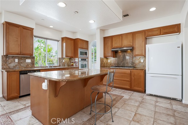 731 Oak Glade Drive, Fallbrook CA: https://media.crmls.org/medias/93b4accf-ba13-47d7-a828-bd54d74dbad4.jpg