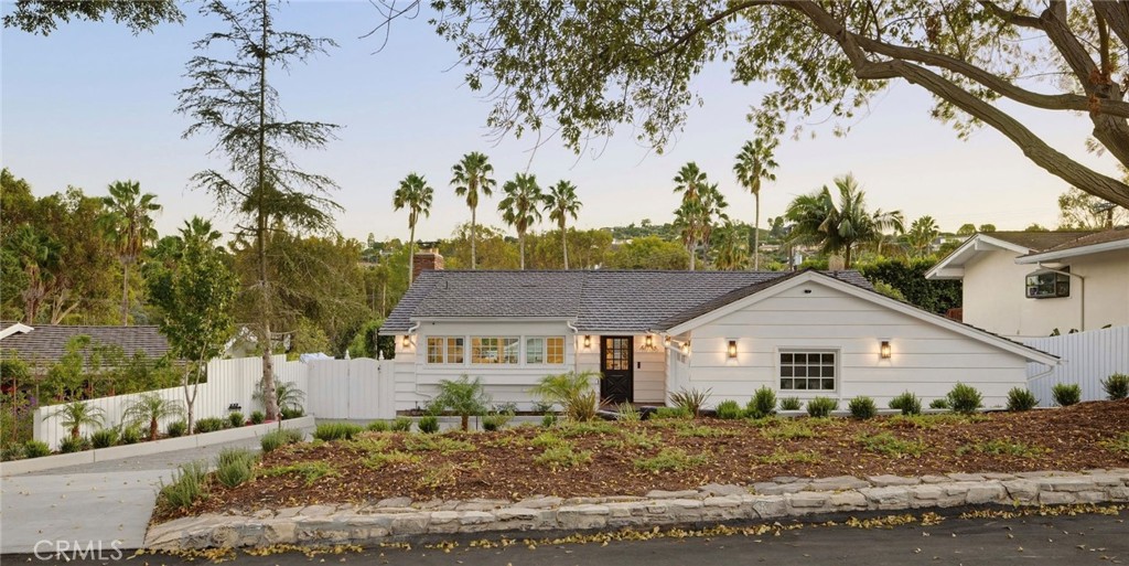 Picture of Palos Verdes Estates, CA 90274