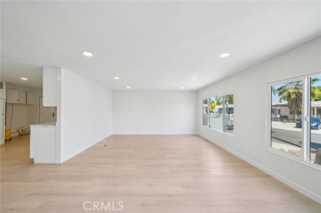 Detail Gallery Image 9 of 35 For 2755 Arrow Highway, La Verne,  CA 91750 - 2 Beds | 2 Baths