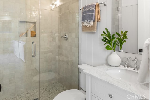 Detail Gallery Image 29 of 75 For 153 Granada Ave, Long Beach,  CA 90803 - 5 Beds | 4 Baths