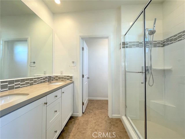 Detail Gallery Image 16 of 25 For 202 Bishop, Irvine,  CA 92620 - 2 Beds | 2 Baths