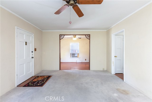 3139 Chestnut Avenue, Long Beach CA: https://media.crmls.org/medias/93b6e737-c86a-48f0-a494-d1bb7862bd76.jpg