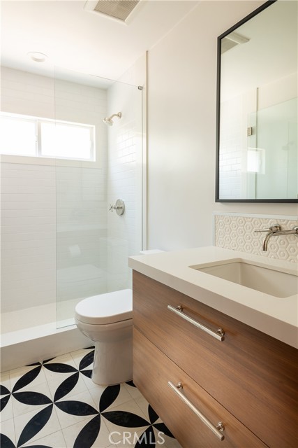 Detail Gallery Image 24 of 34 For 1465 Eastwind Cir, Westlake Village,  CA 91361 - 3 Beds | 2 Baths