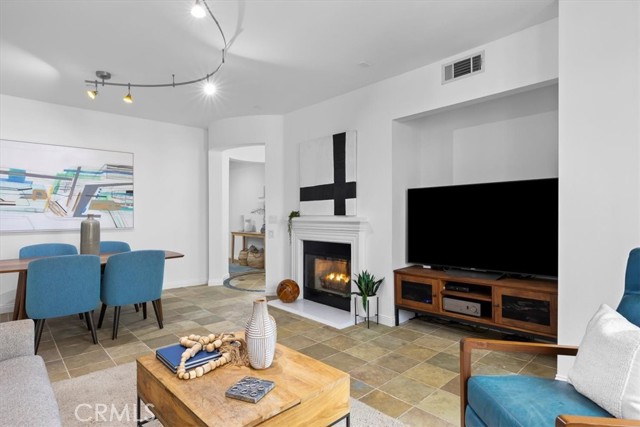 Detail Gallery Image 1 of 1 For 5625 Crescent #405,  Playa Vista,  CA 90094 - 2 Beds | 2 Baths