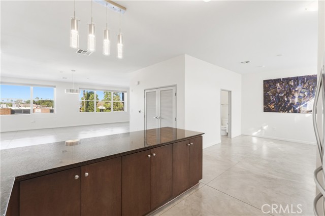 Front Image Thumbnail for CRPW25269203