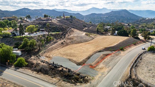 Detail Gallery Image 19 of 21 For 14735 Descanso, Lake Mathews,  CA 92570 - 5 Beds | 3 Baths