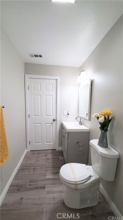 Detail Gallery Image 6 of 22 For 21786 Cottonwood Ave #B,  Moreno Valley,  CA 92553 - 2 Beds | 1 Baths