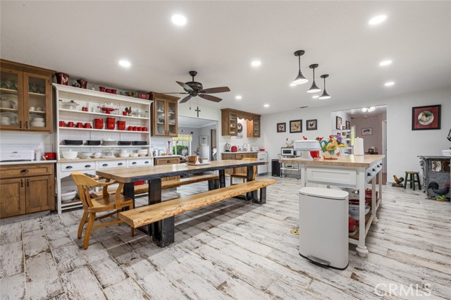 4742 Crow Road, Oakdale CA: https://media.crmls.org/medias/93b90d96-9d79-47cc-8111-a46c20197a01.jpg