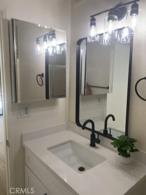 1000 Central Avenue, Riverside CA: https://media.crmls.org/medias/93ba315b-7aea-47e9-bd6b-1b52830bc8d7.jpg