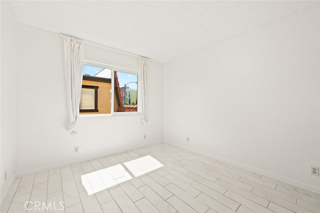 Detail Gallery Image 19 of 35 For 204 E Bay State St a,  Alhambra,  CA 91801 - 3 Beds | 3 Baths