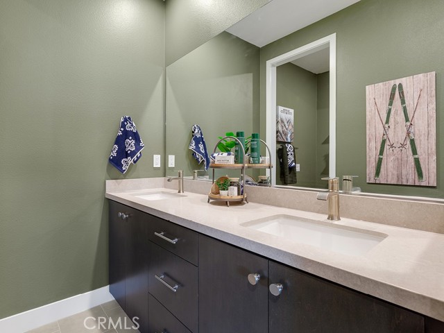 Detail Gallery Image 28 of 43 For 28529 Sunny Ridge Ter, Castaic,  CA 91384 - 3 Beds | 2/1 Baths
