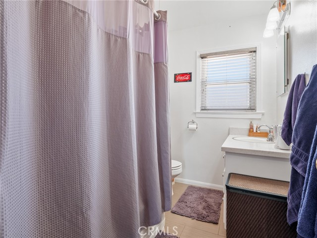 Detail Gallery Image 13 of 35 For 14060 Osage Rd, Apple Valley,  CA 92307 - 3 Beds | 2 Baths
