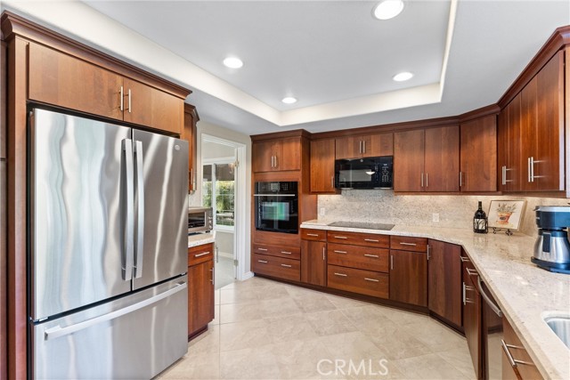 Image 12 of 48 For 6421 Acacia Hill Drive
