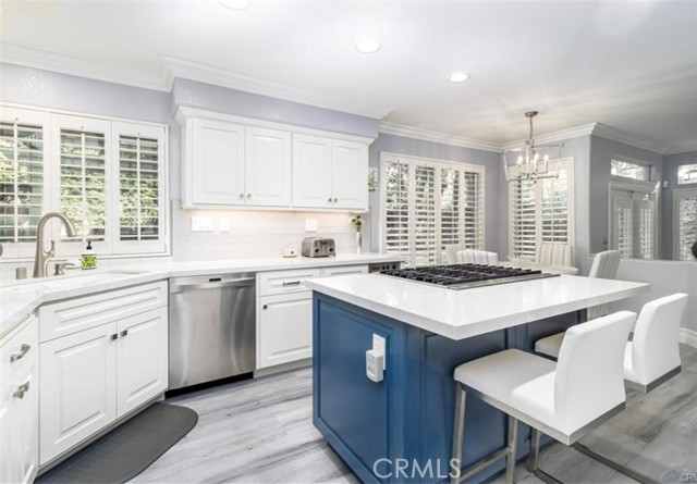24588 Ebelden Avenue, Newhall CA: https://media.crmls.org/medias/93bd5461-582f-47d7-a213-b629a84de80b.jpg