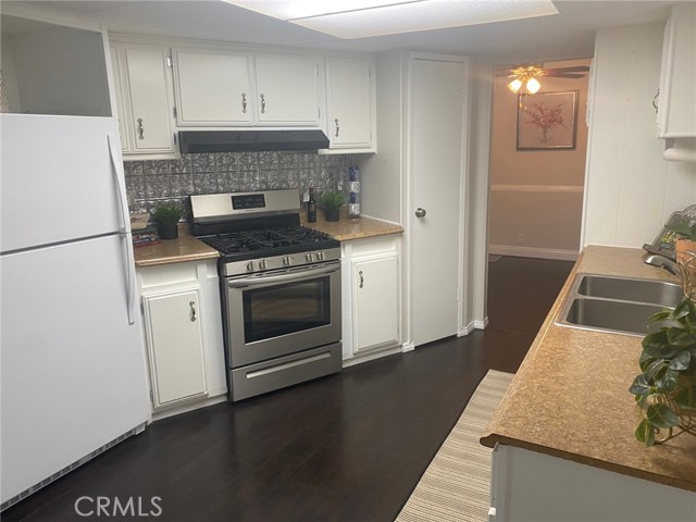 10210 Baseline, Alta Loma CA: https://media.crmls.org/medias/93bd5d4e-5d9d-449d-b1b6-f8d7bff0001f.jpg