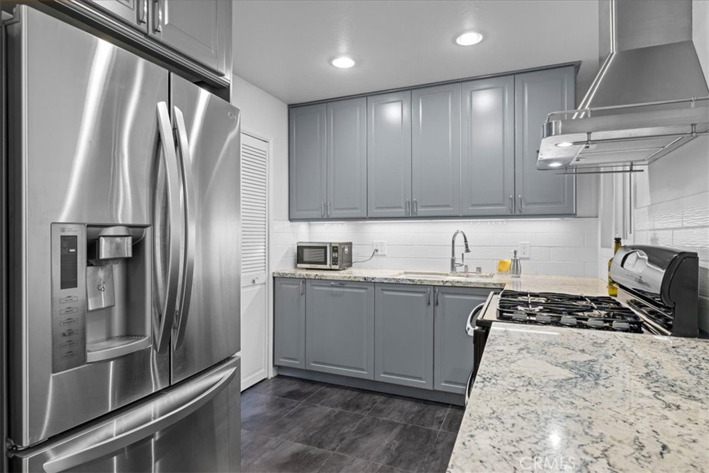 4911 Indian Wood Road 511, Culver City, CA 90230