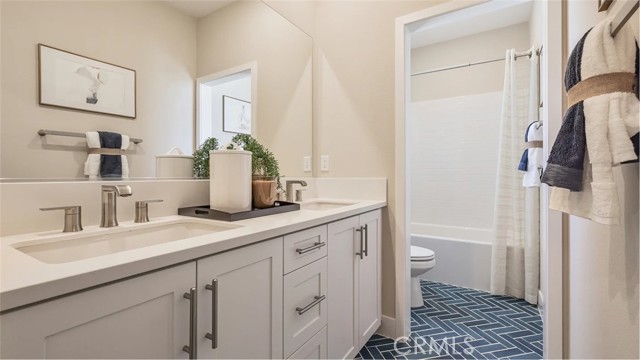 Detail Gallery Image 17 of 27 For 27423 Shining Willow Ln, Valencia,  CA 91381 - 4 Beds | 2/1 Baths