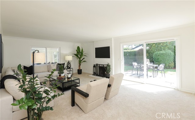 Detail Gallery Image 5 of 19 For 3230 Washington Ave, Costa Mesa,  CA 92626 - 3 Beds | 2 Baths