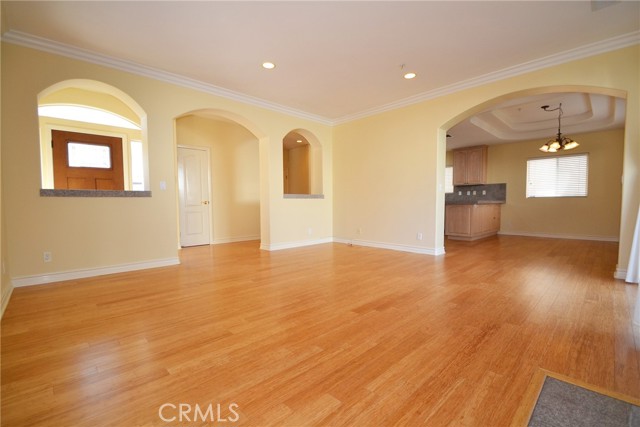 Detail Gallery Image 3 of 23 For 2203 Harriman Ln #B,  Redondo Beach,  CA 90278 - 4 Beds | 2/1 Baths