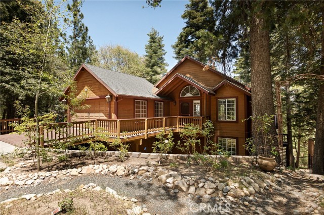 26350 Spyglass Drive, Lake Arrowhead CA: https://media.crmls.org/medias/93c101d2-6996-45aa-a20e-3f15144a904c.jpg