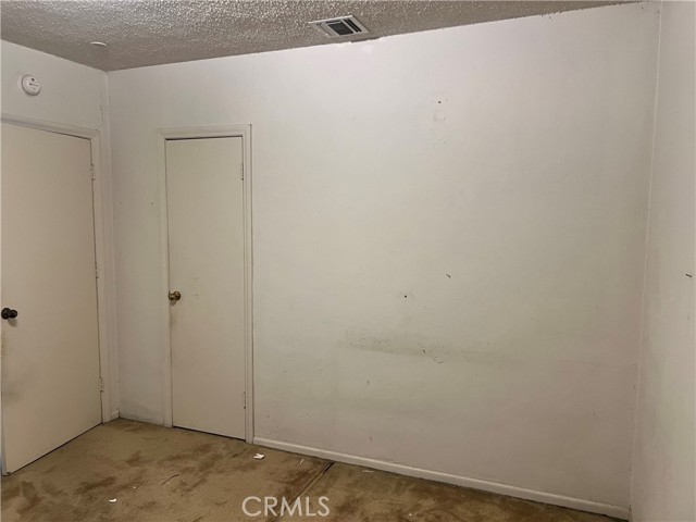 4227 Neosho Avenue, Los Angeles CA: https://media.crmls.org/medias/93c1e540-1d8d-4482-9293-93b42ae2c709.jpg