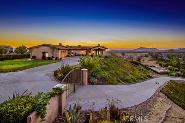 Detail Gallery Image 1 of 1 For 37605 via De Los Arboles, Temecula,  CA 92592 - 3 Beds | 3/1 Baths