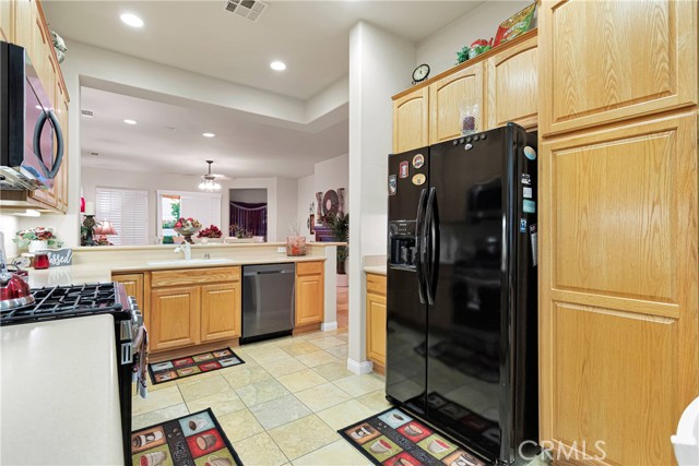 Detail Gallery Image 12 of 50 For 10578 Archerwill Rd, Apple Valley,  CA 92308 - 2 Beds | 2 Baths