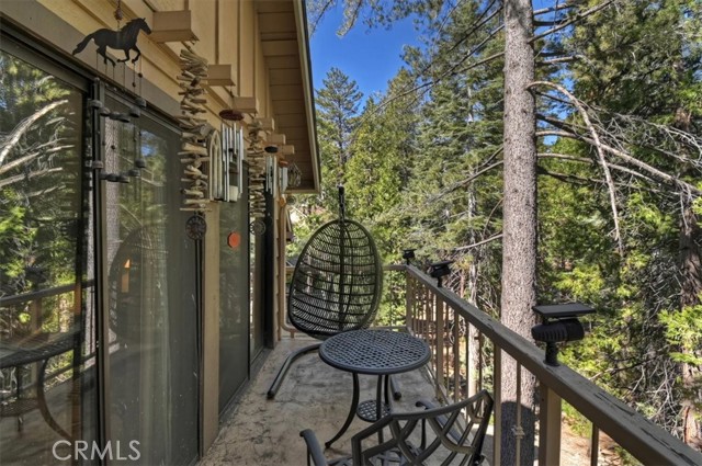 Detail Gallery Image 37 of 42 For 27456 White Fir Dr, Lake Arrowhead,  CA 92352 - 5 Beds | 3/2 Baths