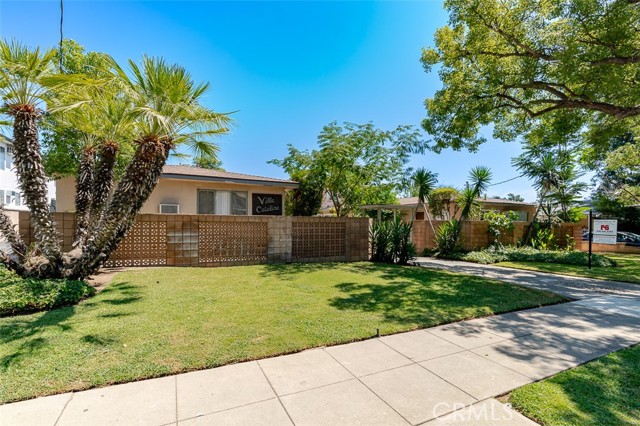 530 540 N Catalina Avenue, Pasadena CA: https://media.crmls.org/medias/93c287a7-398a-4887-a2c7-63418d273d95.jpg