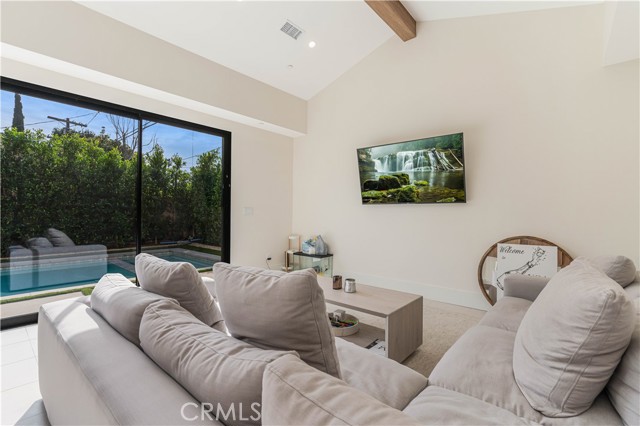 Detail Gallery Image 35 of 46 For 5075 Enfield, Encino,  CA 91316 - 4 Beds | 5 Baths