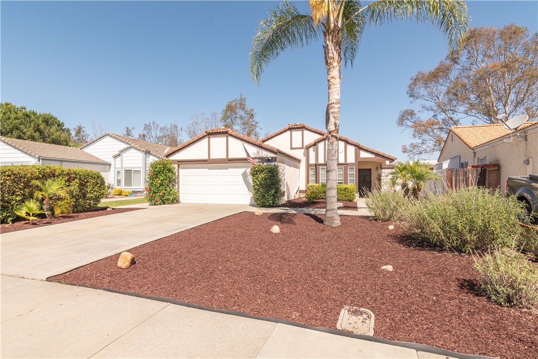 Detail Gallery Image 4 of 18 For 39583 Sunrose Dr, Murrieta,  CA 92562 - 3 Beds | 2 Baths