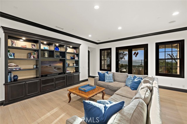 Detail Gallery Image 24 of 69 For 2 Galaxy Isle, Ladera Ranch,  CA 92694 - 5 Beds | 5/1 Baths
