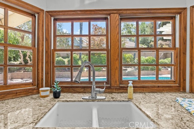 Detail Gallery Image 8 of 44 For 25252 Calero Avenue, Laguna Hills,  CA 92653 - 4 Beds | 3 Baths