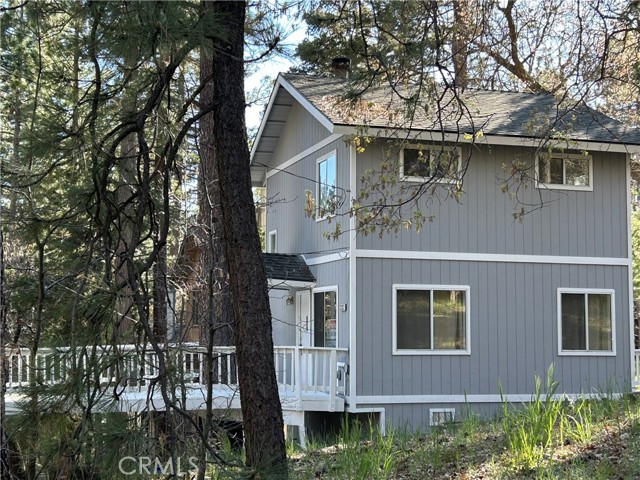 Detail Gallery Image 2 of 34 For 32782 Encina Dr, Arrowbear,  CA 92382 - 2 Beds | 1/1 Baths