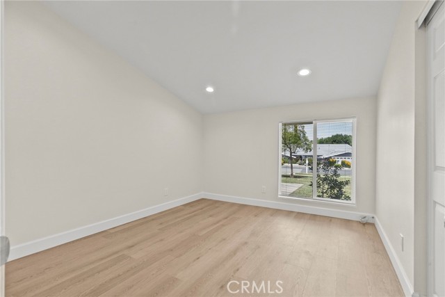 12847 Winthrop Avenue, Granada Hills CA: https://media.crmls.org/medias/93c6392f-6d9c-4a63-bfc3-a53134540933.jpg