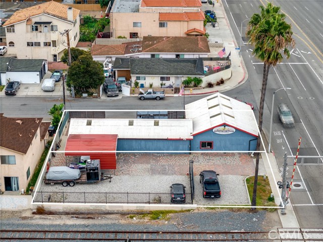 7511 Warner Avenue, Huntington Beach, California 92647, ,Commercial Sale,For Sale,7511 Warner Avenue,CROC23180499